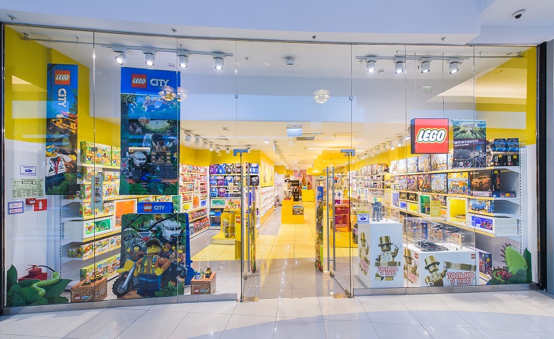 Волшебный мир детства. 10 лет LEGO® в России!